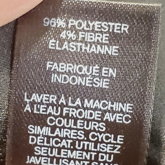 Express black V Neck Cold Shoulder Semi-formal  blouse size M - Picture 13 of 14